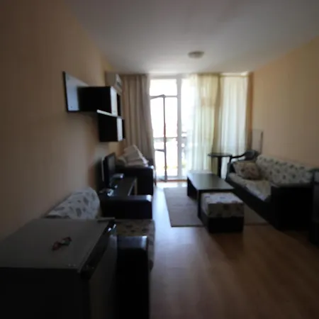 Menada Luxor Apartman Szveti Vlasz