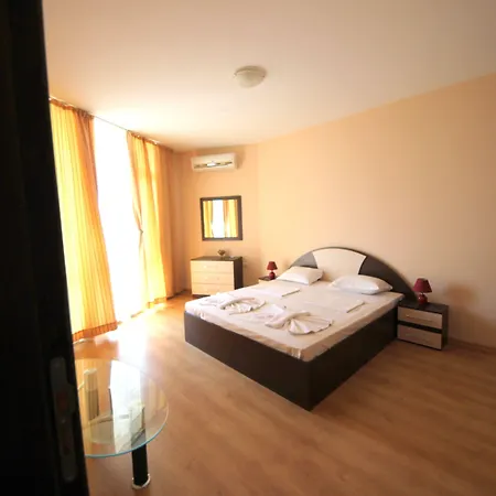 Menada Luxor Apartman