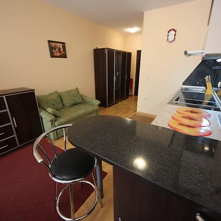 Menada Luxor * Szveti Vlasz