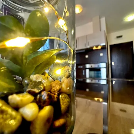 Menada Luxor Szveti Vlasz