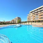Menada Luxor * Свети-Влас