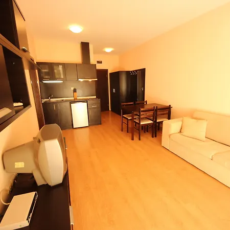 Menada Luxor *