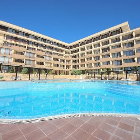 Menada Luxor