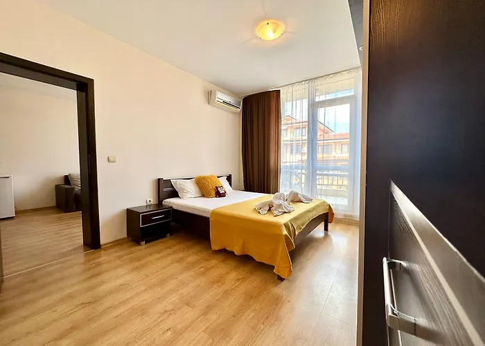 Menada Luxor Apartament *
