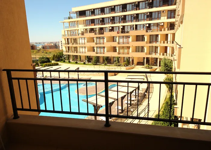 Menada Luxor Apartman Szveti Vlasz